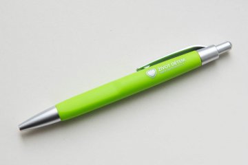 Plastová propisovací tužka - světle zelená